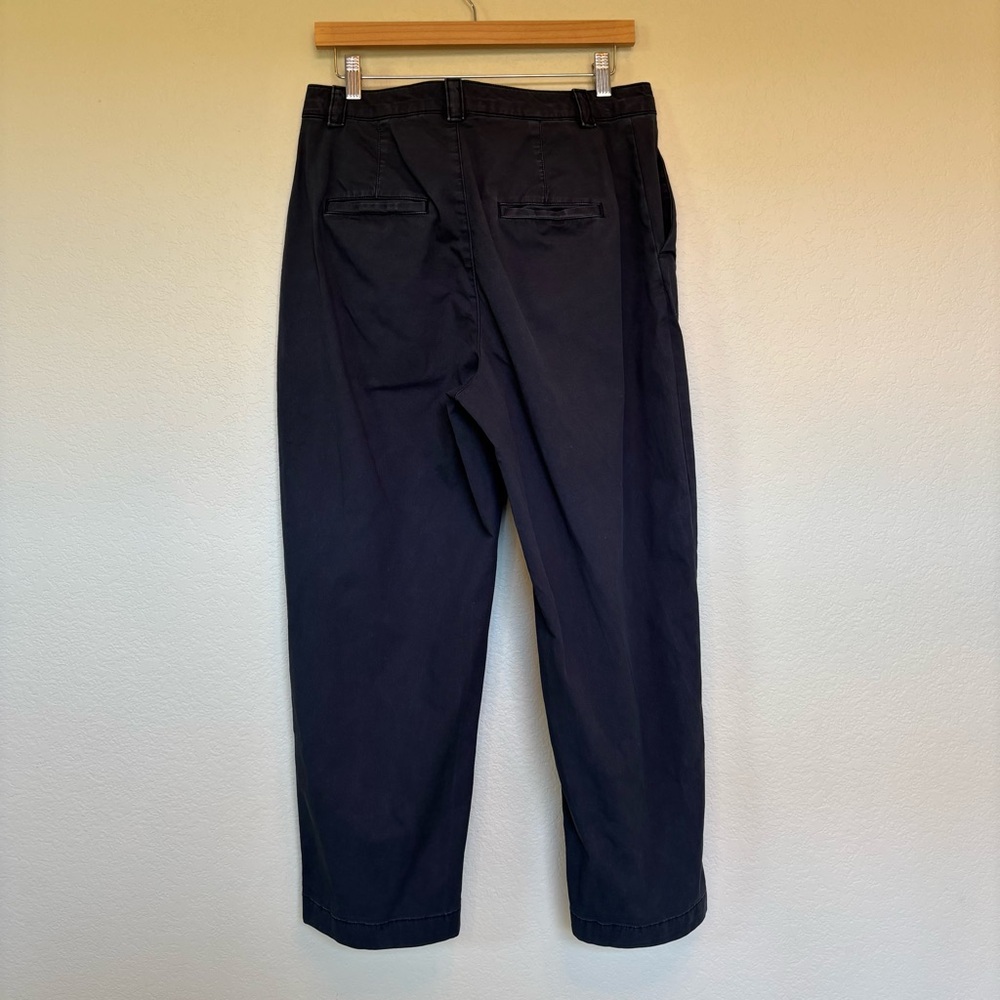 GAP Women's Mid Rise, Straight Up Khaki, Grey Chinos, Size 8 - Picture 6 of 12